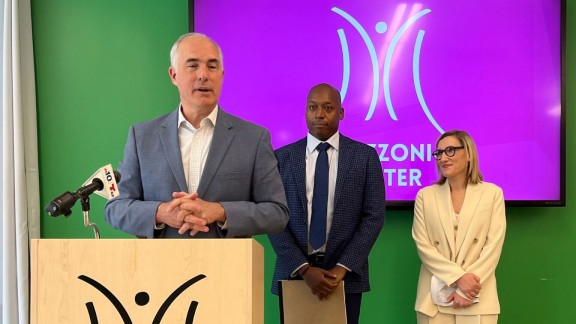 From left, Sen. Bob Casey, Mazzoni Center Executive Director and President Sultan Shakir, and Mazzoni Executive Medical Officer Dr. Stacey Trooskin. (Photo: Jeremy Rodriguez)