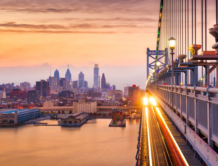 Philadelphia, Pennsylvania, USA downtown skyline from the Benjamin Franklin Bridge (2018)